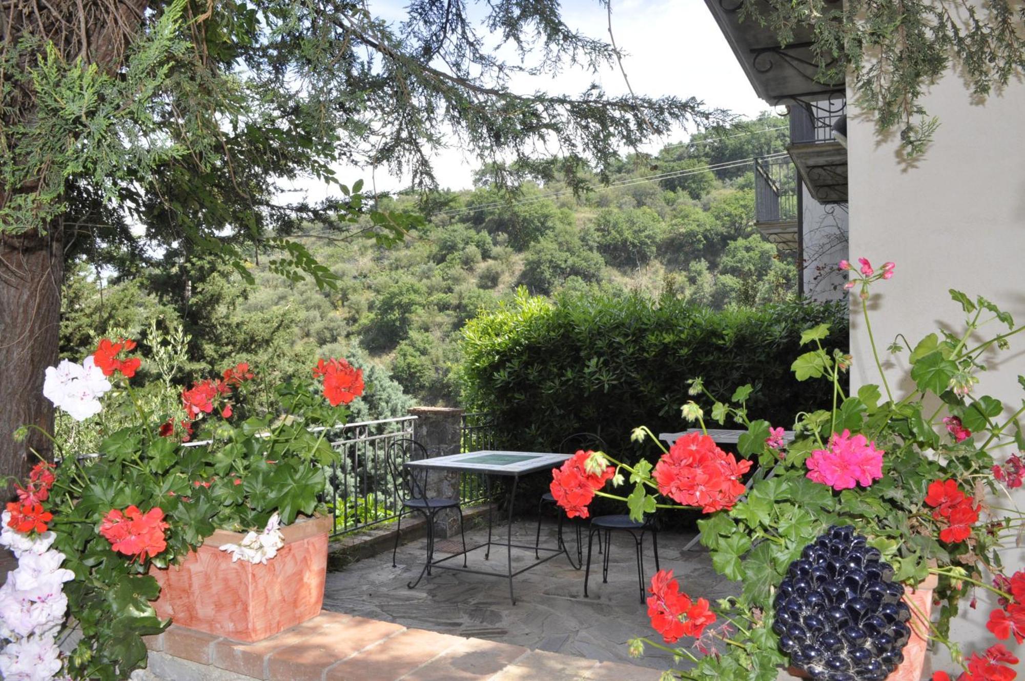 焦约萨马雷阿 Borgo San Francesco酒店 外观 照片