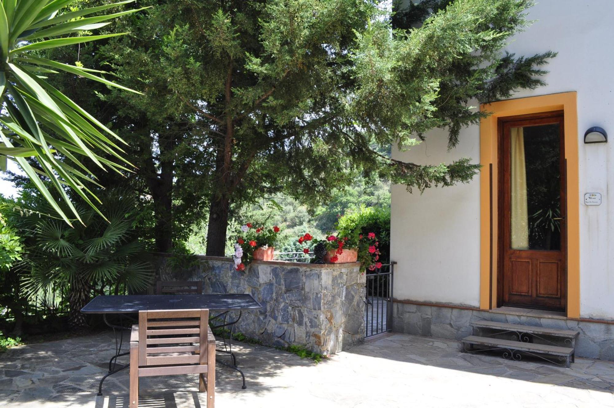 焦约萨马雷阿 Borgo San Francesco酒店 外观 照片